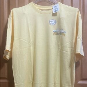 Newport Blue Private Island Happy Hour Soft Yellow Short Sleeve Tee
